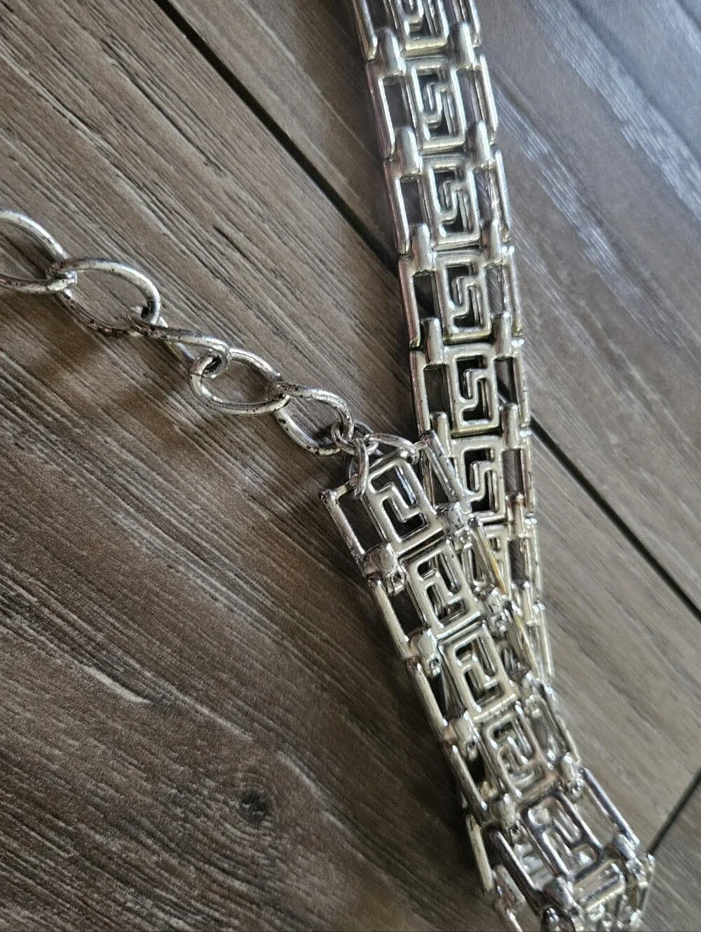 Silver Chain Link Women’s Belt - Fashion Accessory